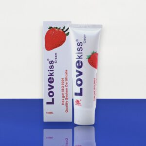 Gel bôi trơn hương dâu love kiss giúp tăng cường độ ẩm, giảm đau rát âm đạo, hộp 100ml tại Bến Tre